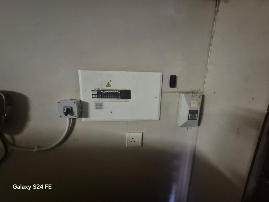 3 Bedroom Property for Sale in Safari Gardens North West